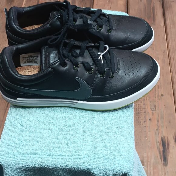 Nike lunar Waverly golf shoes - Picture 2 of 3